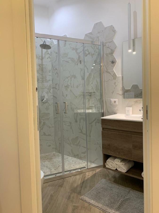 Appartamento Vivi House Napoli Esterno foto